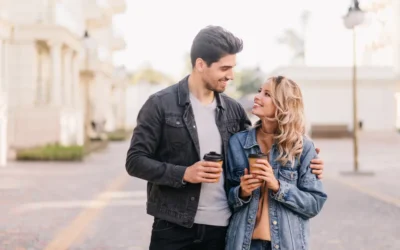 Colaboración en CuídatePlus. Analizamos el famoso trend de TikTok «Escuchamos, pero no juzgamos»